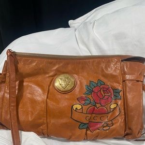 GUCCI
Calfskin Tattoo Heart Tribeca clutch bag